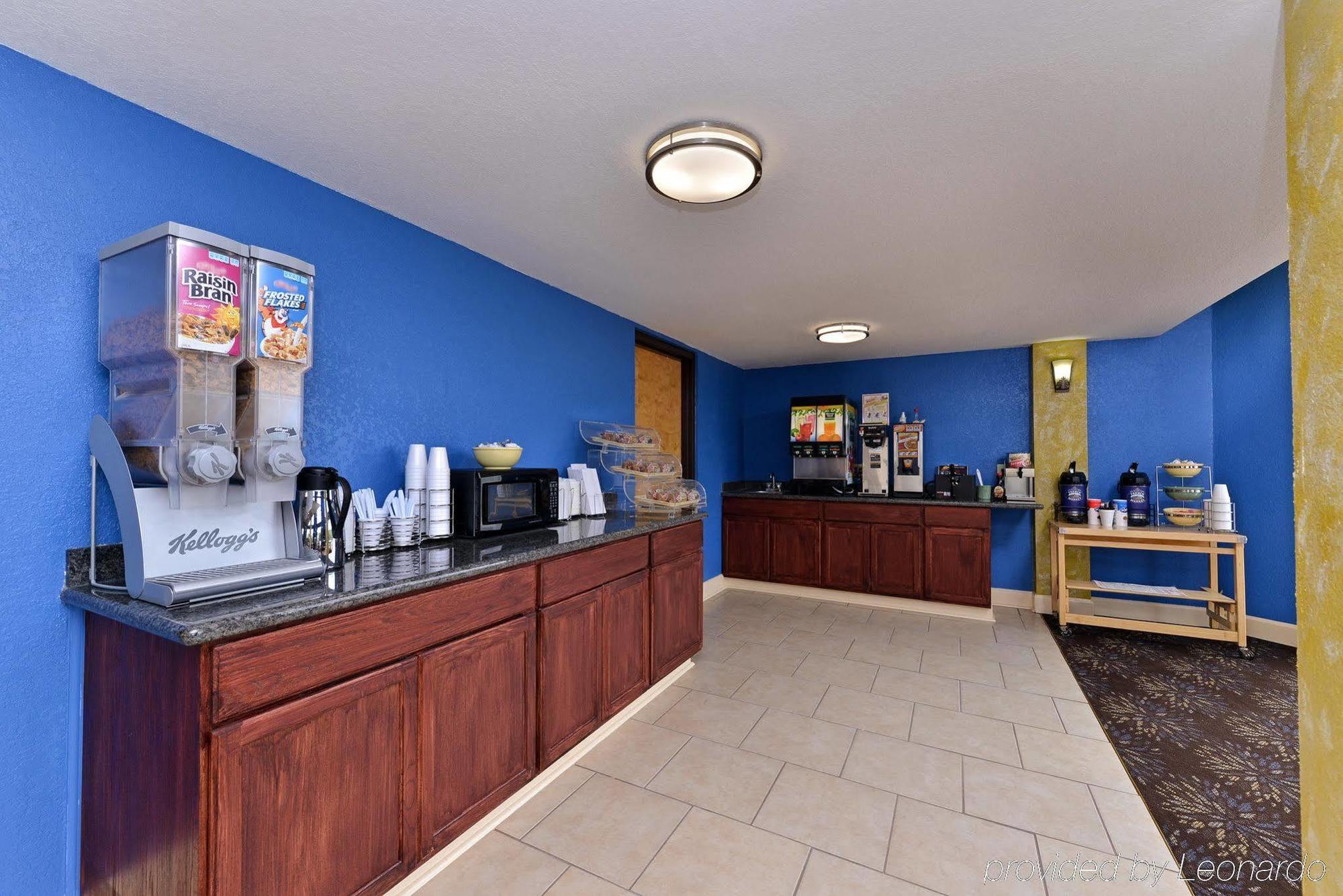 Quality Inn Commerce At I-85 Экстерьер фото