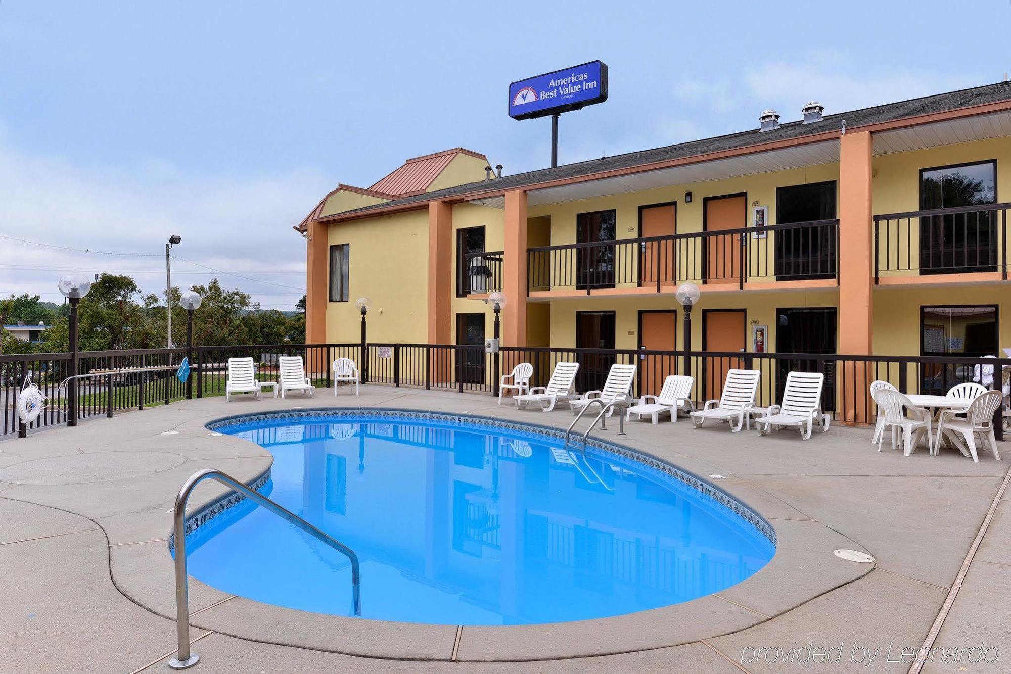 Quality Inn Commerce At I-85 Экстерьер фото